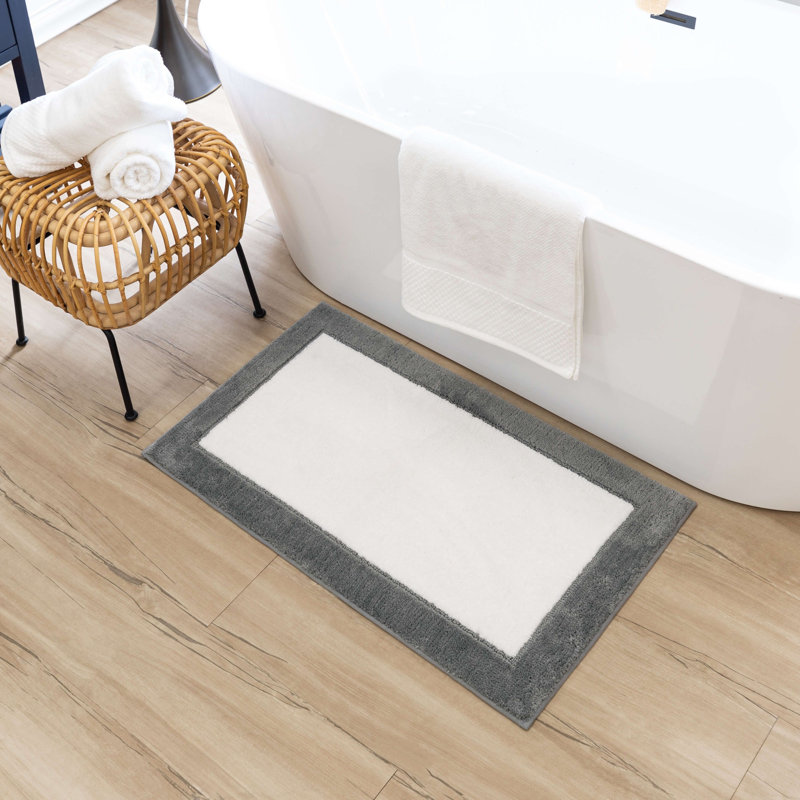Counterpoint Casual Geometric Knitted Machine Washable Bath Mat, 17" W x 24" L, Pewter/White