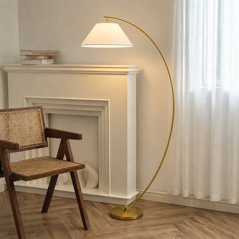 Lampe sur pied Remi - laiton, Antique Brass, White