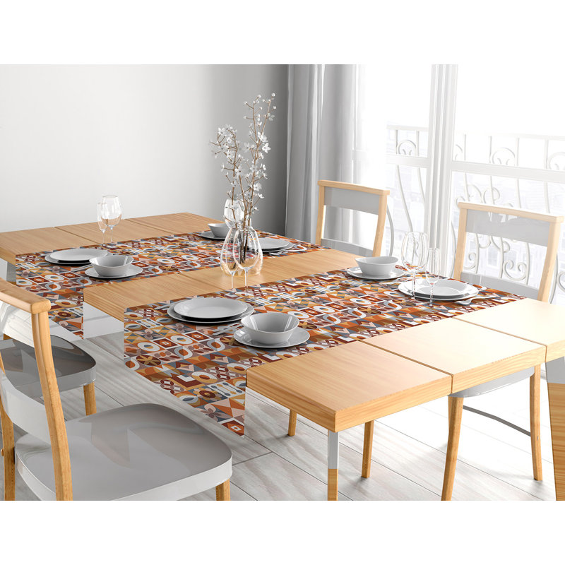 Chemin de table Hylton