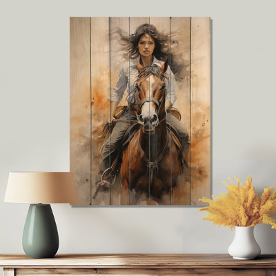 Cowgirl chevauchant avec grâce sur bois