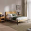 Structure de lit double Nesto avec tête de lit géométrique et pieds en métal noir mat, structure de lit plateforme en bois massif de première qualité, support à lattes de bois, aucun sommier nécessaire-338901806-338901795