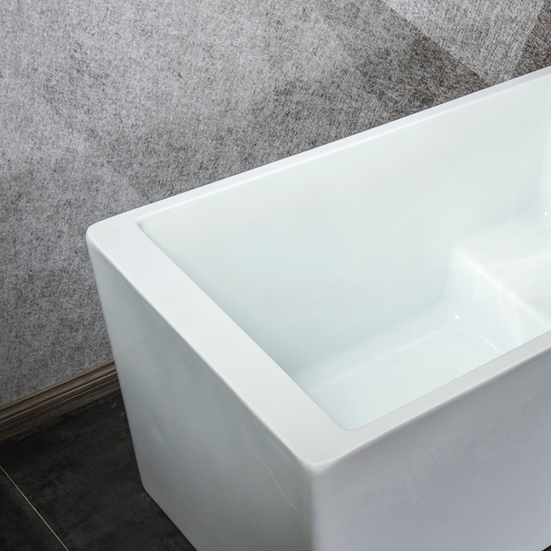 Baignoire de trempage autoportante en acrylique 47 po. X 28 po.