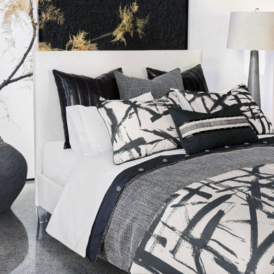 Zelda Traditional Solid Colour Comforter