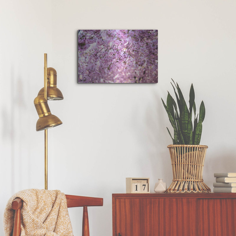 "Fleurs de cerisier" par Nicklas Gustafsson, H 16 po x l 24 po