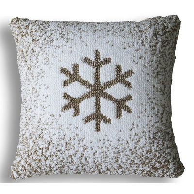 Munoz Snowflake Pillow Cover