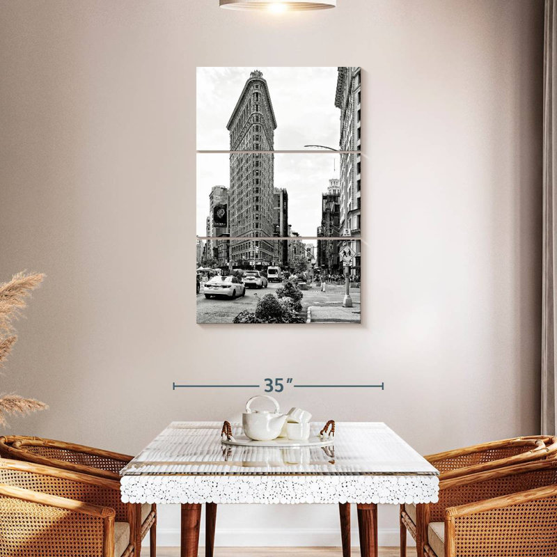 Sireci Manhattan Flatiron Building, 45" H x 28" W