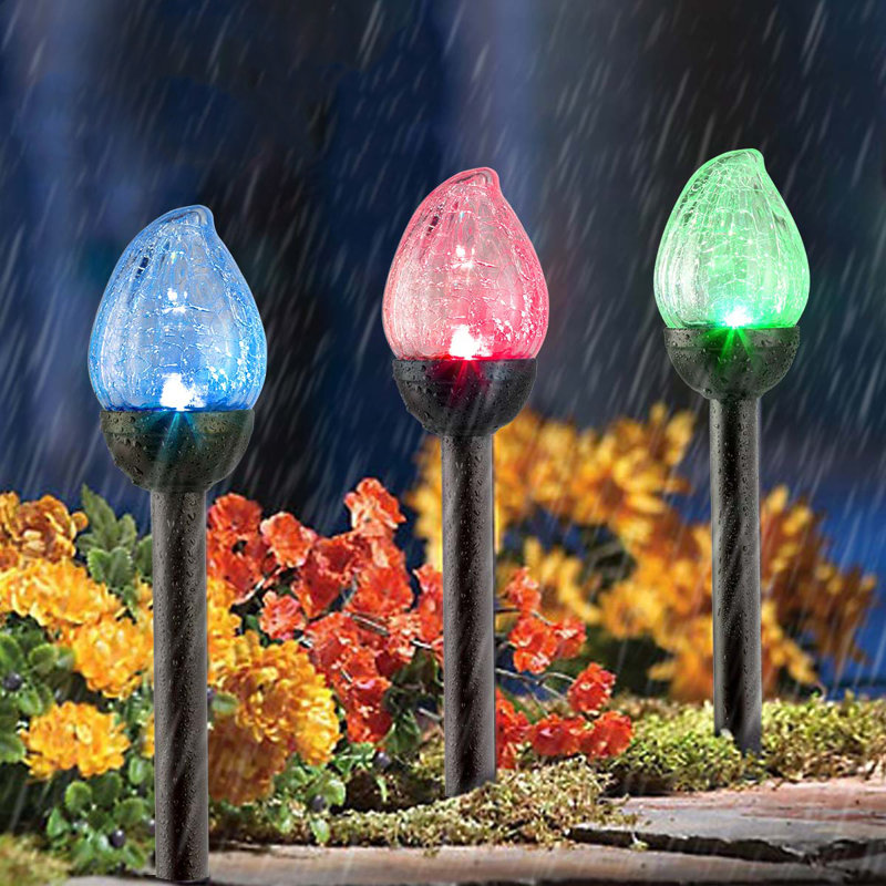 White Low Voltage Solar Powered Integrated LED Pathway Light Pack