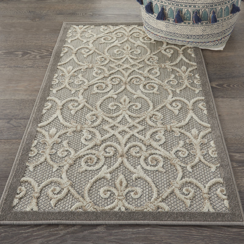 Aasto Ikat Indoor Rug, Rectangle 2'8" x 4'