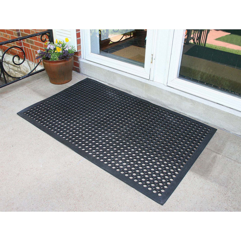 Buckner Industrial Rubber. Outdoor Door Mat, 1, 36'' W X 24'' L