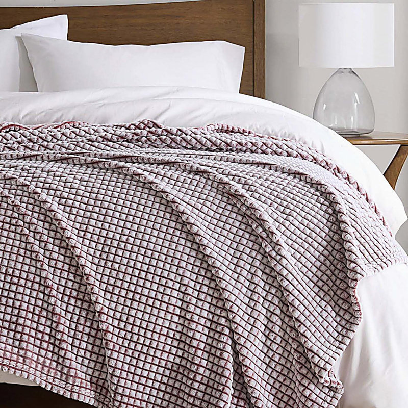 Carved Plush Blanket Full/Queen, Red, Full