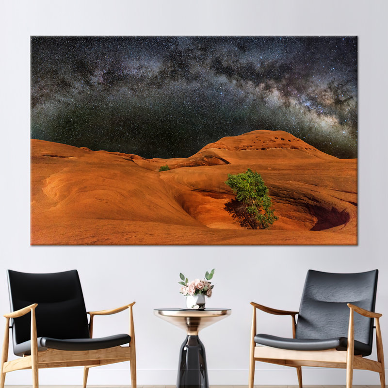 «Starry Night Sky Over Lone Tree: Milky Way Landscape», art mural sur toile pour la décoration intérieure, H 39 po x l 93 po