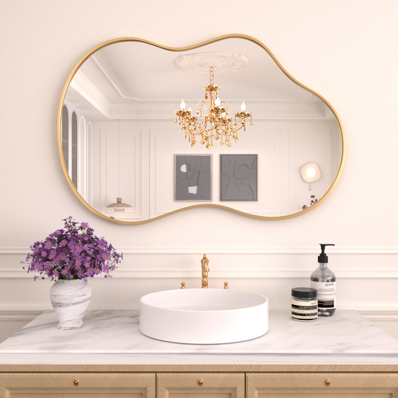 Miroir mural irrégulier Miroir mural asymétrique, Or, 36 po x 24 po