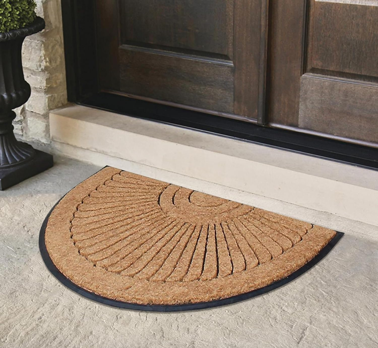 Non-Slip Outdoor Doormat, Semi-Circle 2'6" x 4'