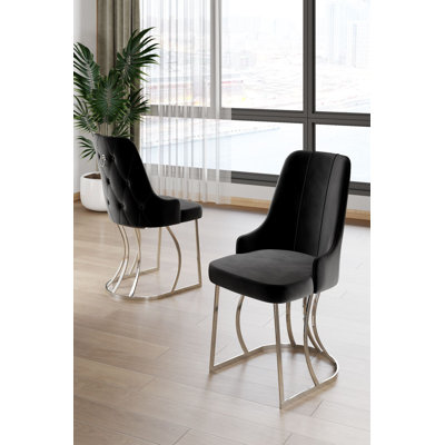 Ensemble de chaises élégantes 4 pièces, noir et chrome, 17,3 po x 38,6 po x 18,1 po | 100% métal avec tissu Babyface | Siège confortable de 19,7 po de hauteur, coussins en mousse durables