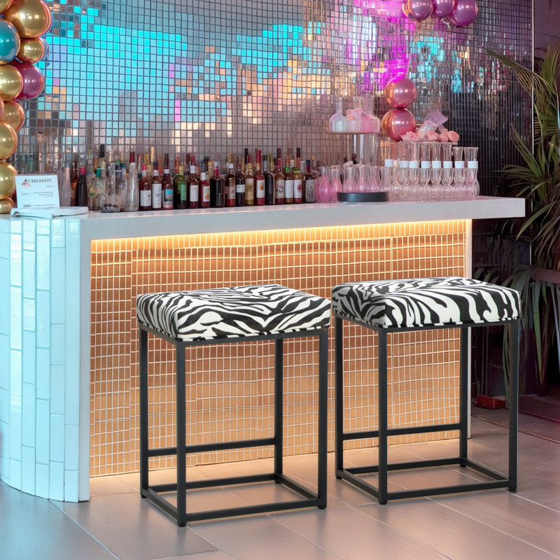 Industrial Counter Stools Set - Rust Steel Frame with Foam Cushions & Anti-Slip Pads, Black/White Animal Print, 2