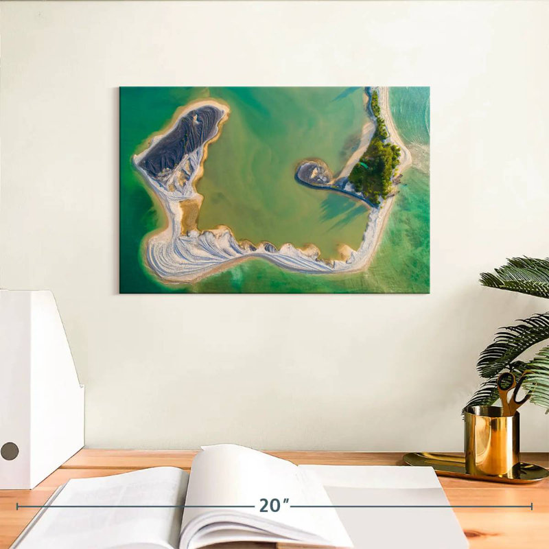 Gillard Khao Lak, formation naturelle, H 8 po x l 12 po