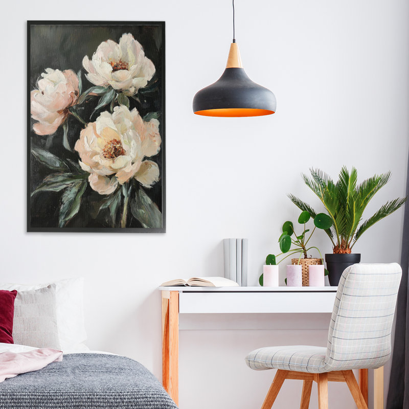 «Peach Roses», reproduction de giclée par Petal Prints Design, H 30 po x l 20 po, Giclée encadrée noir minuit