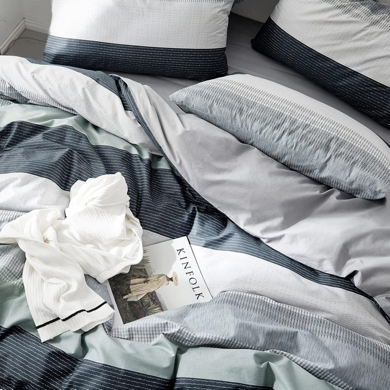 Microfiber Modern Style Comforter Set, Full Comforter + 2 Standard Pillowcases
