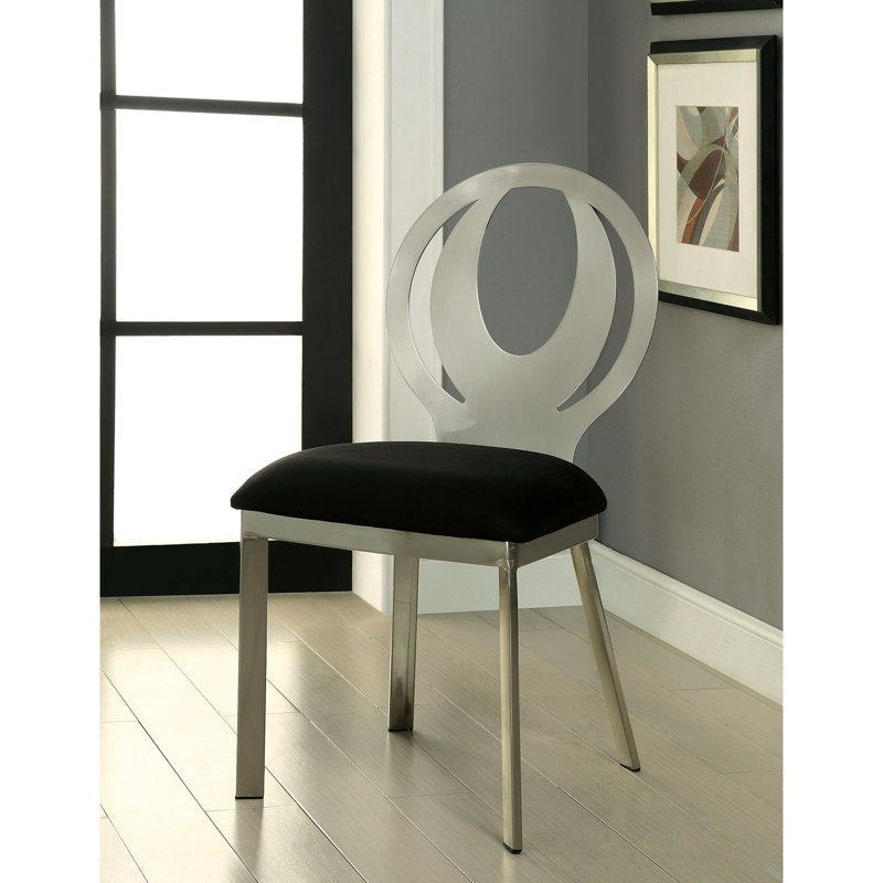 2 chaises de salle à manger modernes, métal argenté, siège en microfibre noire, dossier à dossier ovale, 2 coussins en mousse