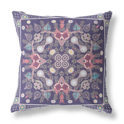 Coussin 18 po x 18 po
