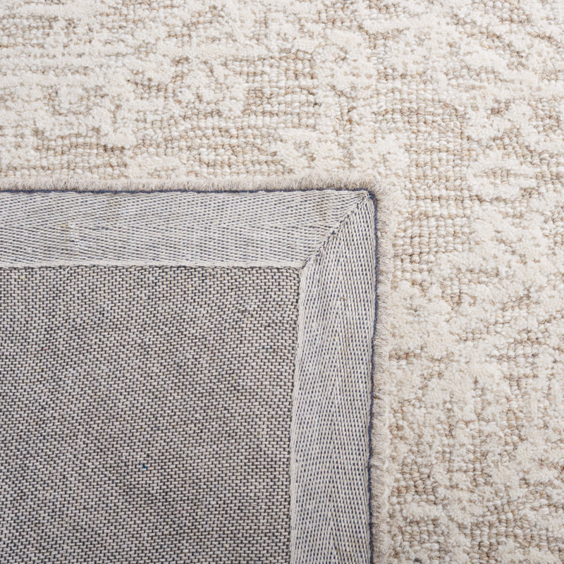 Bathelda Hand Tufted Wool/Cotton with Cotton Backing Floral Rug in Beige/Ivory, Rectangle 5' x 8'