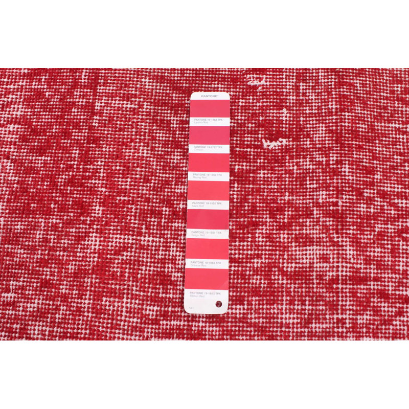 Tapis rouge foncé à transition de couleur 6 pi 9 po x 10 pi 1 po