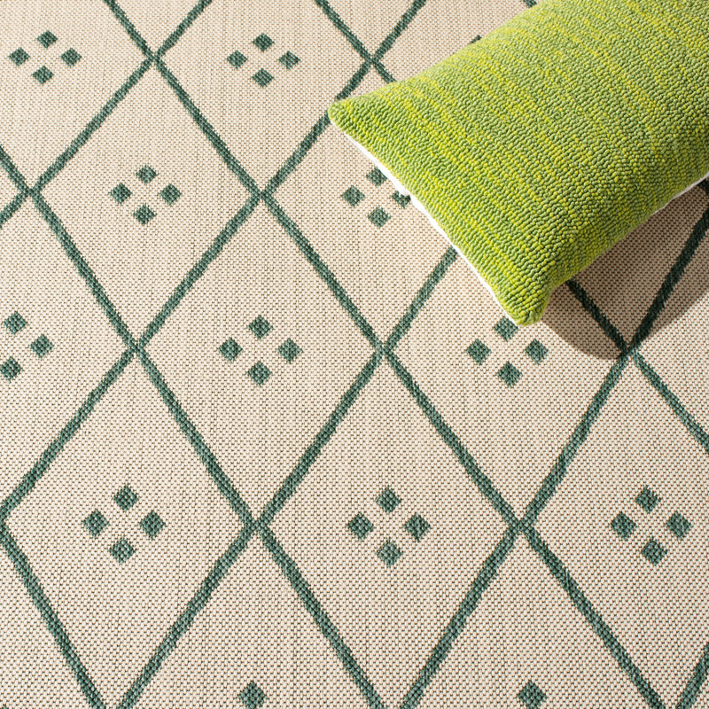 Courtyard Performance Geometric Indoor/Outdoor Area Rug, Square 6'7"