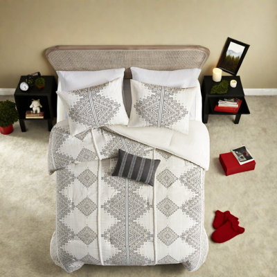 Hypoallergenic Polyester Bedding Sets, Black/ivory Modern Design For Comfortable Home