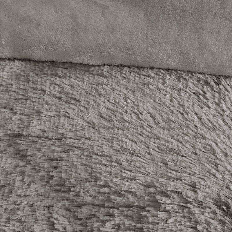 Malea Grey Shaggy Faux Fur Ultra-Soft 3-Piece King Duvet Cover Set, King Duvet Cover + 2 King Shams, Gray