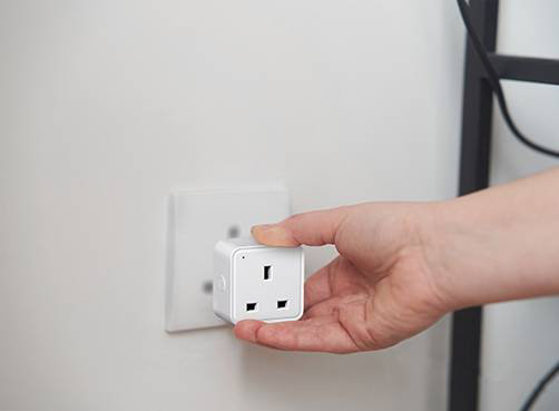 Smart  WiZz Connect EU Plug (White) 3 Pin Type G UK Plug Wi-Fi/Bluetooth Controlled - 4l1/8035