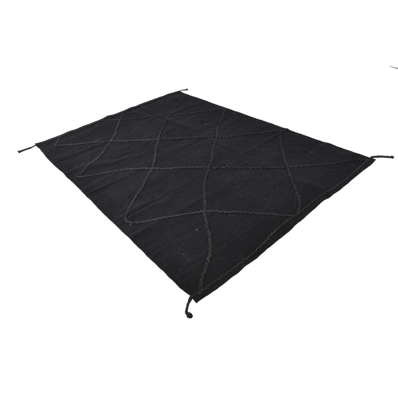 Ivey Black Rug