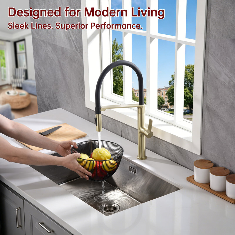 SUMERAIN Lead Free  Pull Down Kitchen Faucet with Dual Mode and Magnetic Docking, Brushed Gold