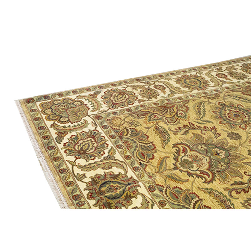 Tapis doré et crème de haute qualité noué à la main