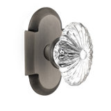 Cottage Plate with Oval Fluted Crystal Door Knob