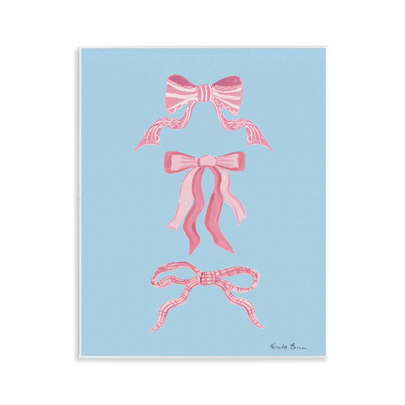 Jolis arcs sur une plaque murale bleue, design par Farida Zaman