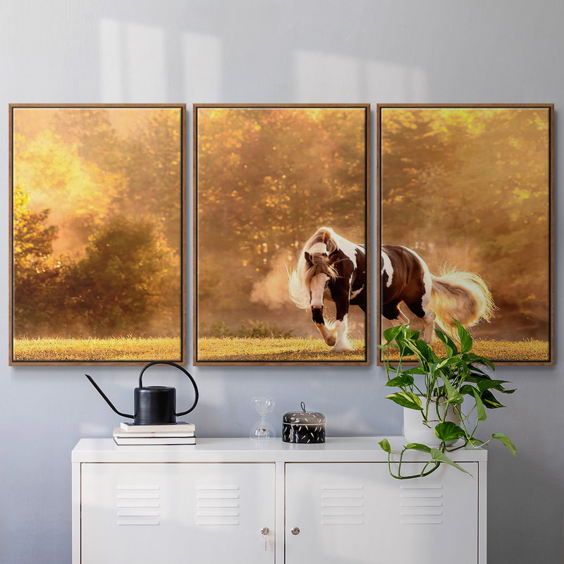 «Horse Motion III», reproduction sur toile flottante 3 pièces, H 40 po x l 78 po x P 2 po, Noyer
