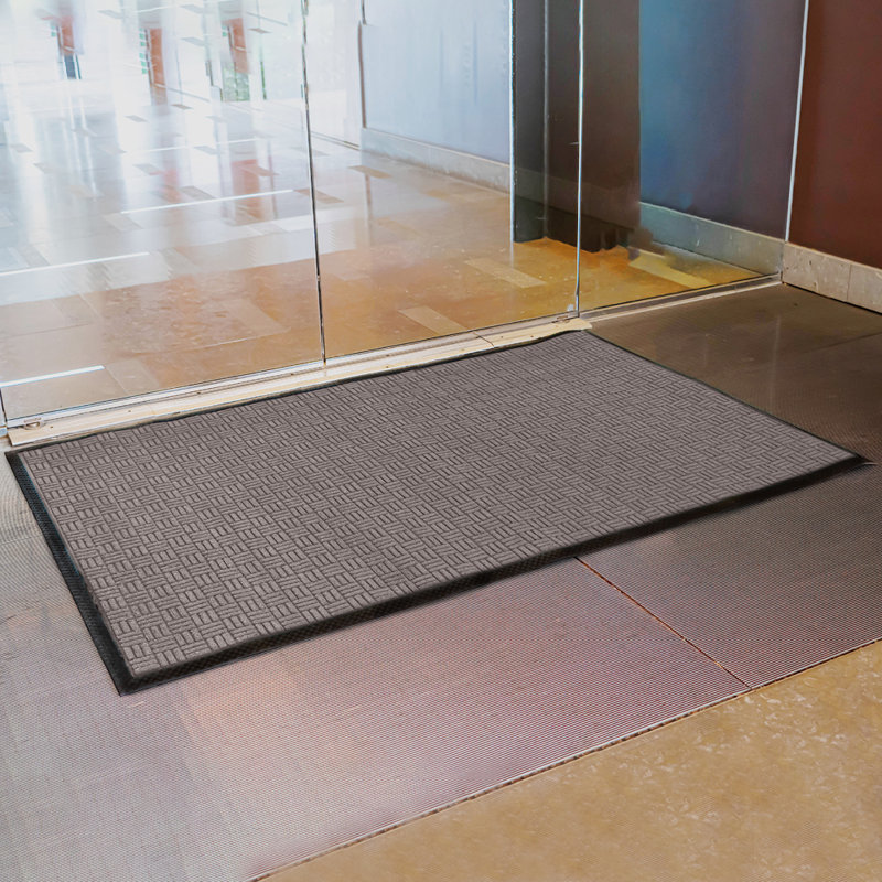 Tapis d'entrée antidérapant Fordville, Beige, 48" W x 72" L