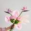 Ornements de fleurs simulées
