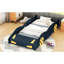 Lit simple en forme de voiture de course avec rangement et robustesse - bleu foncé et jaune, conçu pour le confort de la chambre à coucher