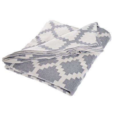 Gertz Geometric Quilted Blanket