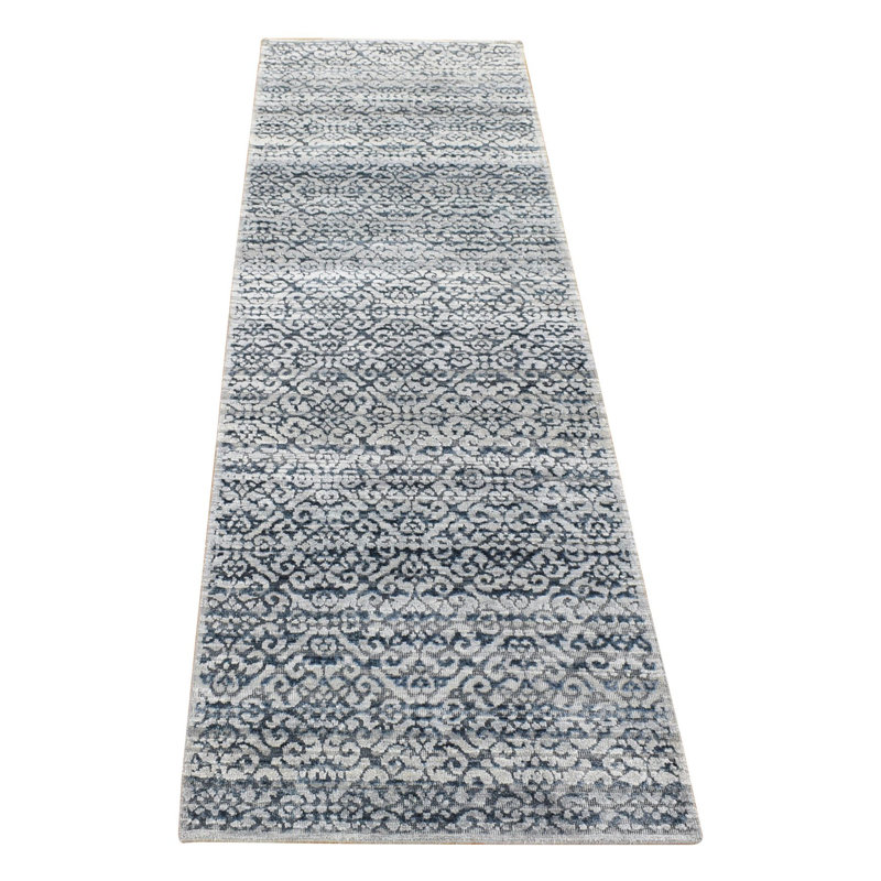 Tapis de couloir 2 pi 8 po x 8 pi 2 po bleu marine à motif damassé moderne en laine texturée ton sur ton et soie pure 3B6EA56F4B14456CA3F01048DBC5F870