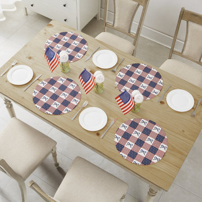 Avanti Celebration Set of 4 Round Placemats