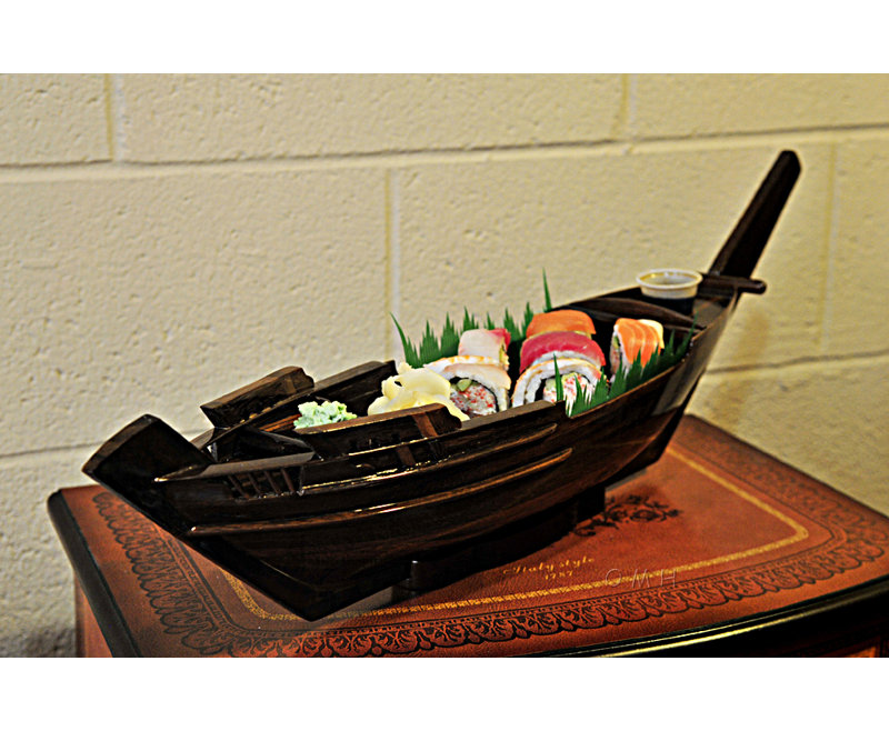 Plateau sushi pour bateau dhow