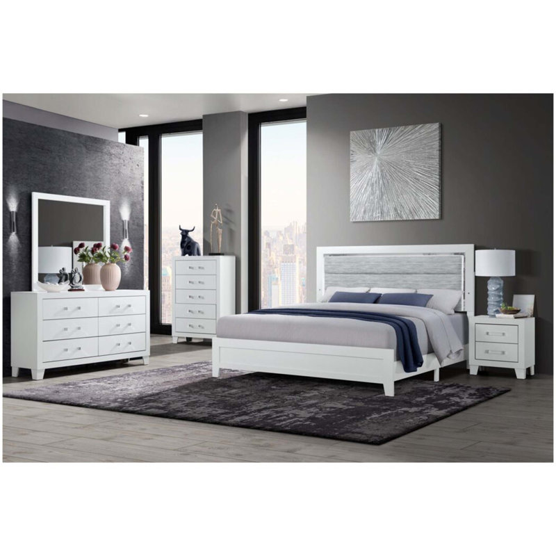 OMODA WHITE CHEST