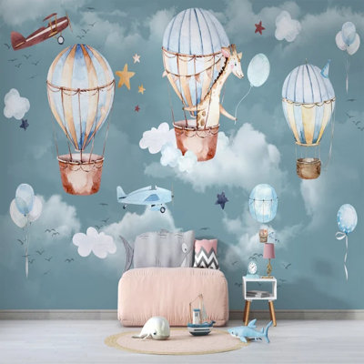 Giraffe’S Cloudy Adventure In Balloonland
