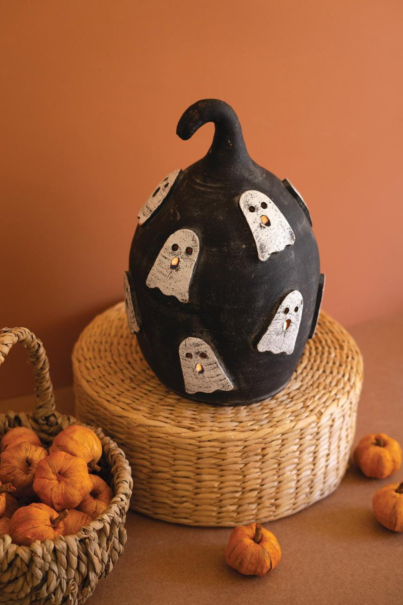 BLACK CLAY PUMPKIN WITH GHOSTS LUMINARY
