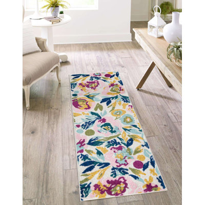 Holle Floral Area Rug