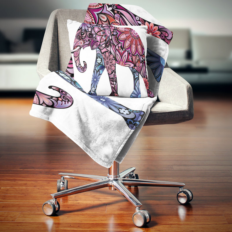 Coussin Cheerful Elephant, 18 po x 18 po, Coussin décoratif, Mauve