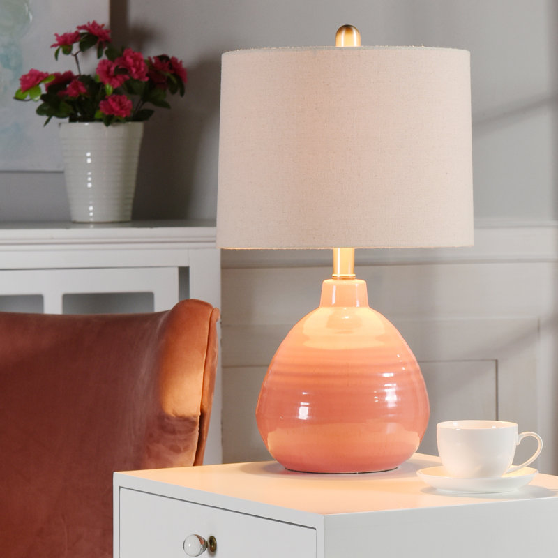 Lampe de table en céramique 21 po Alverez, Gâterie à la framboise