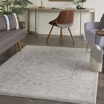 Avory Oriental Indoor Rug